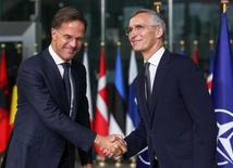 Mark Rutte (L) i Jens Stoltenberg 