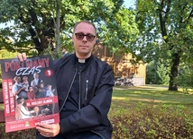 Spektakl wyreżyserował ks. Dariusz Frydrych.