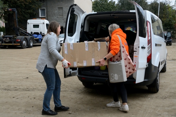 Transport darów przyjęty w Głuchołazach