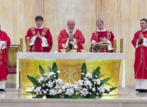 Eucharystii przewodniczył abp Józef Górzyński. Homilię wygłosił bp Jacek Jezierski.