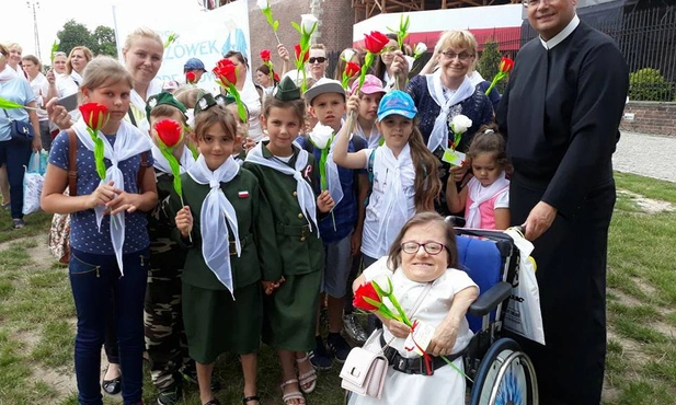 Podwórkowe Koła Różańcowe Dzieci