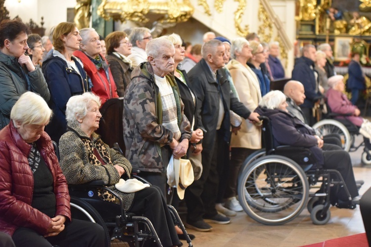 Seniorzy u Matki Bożej Bocheńskiej