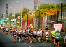 Śląskie. Zmiany w komunikacji miejskiej. W niedzielę PKO półmaraton i Silesia Marathon