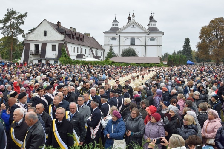 Pielgrzymka różańcowa do Wysokiego Koła 