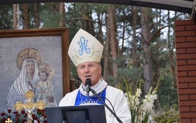 Tłumy na pielgrzymce różańcowej w Wysokim Kole 