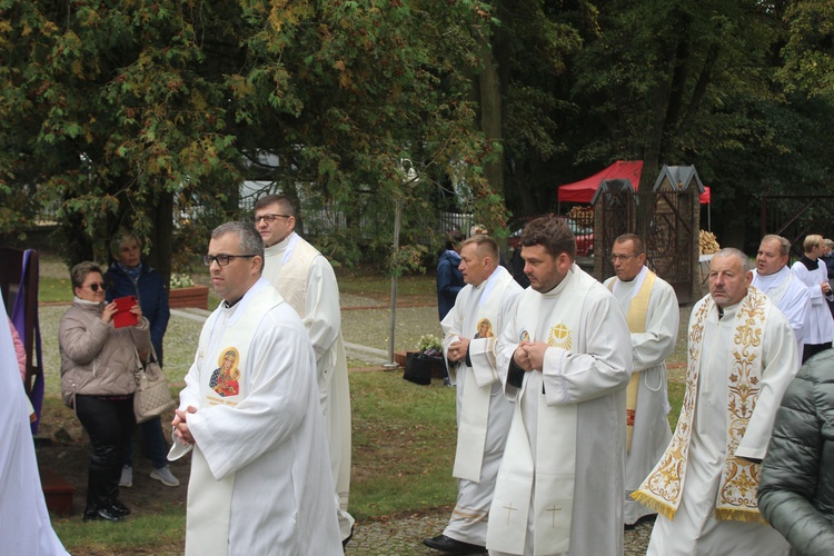 Smardzewo. Pielgrzymka różańcowa