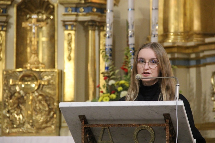 Zawada. Poświęcenie tablicy pamięci ks. Władysława Tokarczyka