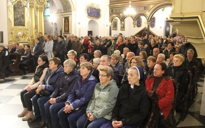 Zawada. Poświęcenie tablicy pamięci ks. Władysława Tokarczyka