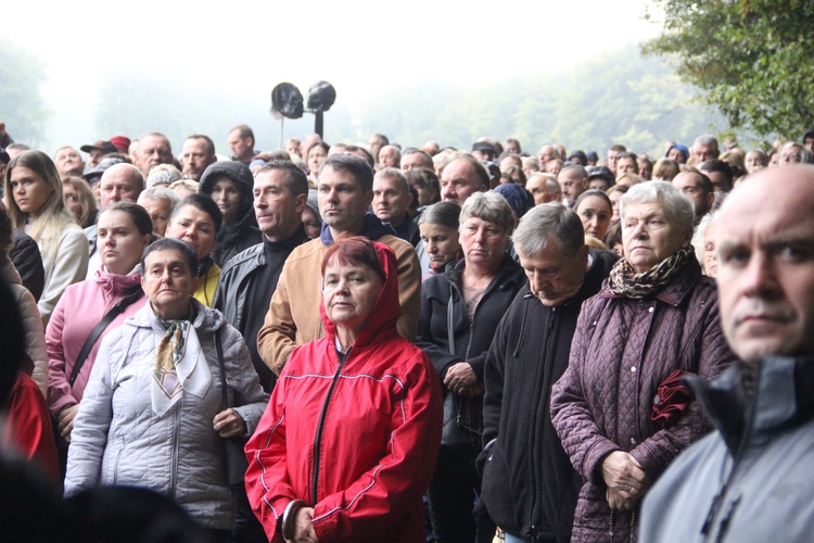 Dróżki różańcowe w Zawadzie