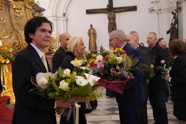 Trzebnica. Koncert "Świętej Jadwidze naprzeciw"