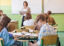 Nowoczesne technologie w szkole – szansa czy zagrożenie?