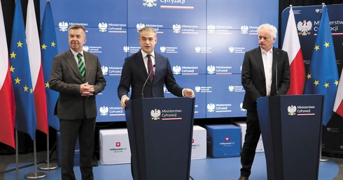 Brak pieniędzy i polityczne ingerencje zabijają polską naukę