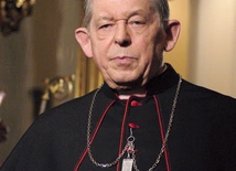 Cardinal Józef Glemp: On various occasions, I told him to be careful, but he kept repeating that courage was needed, that one should not be afraid, and that people believed in him. He showed confidence that he was on the right path.