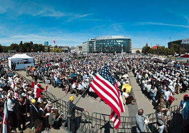 The beatification of Father Jerzy Popiełuszko took place on 6th June 2010, at Piłsudski Square in Warsaw. The ceremony was presided over by the papal delegate, Archbishop Angelo Amato, representing Pope Benedict XVI.