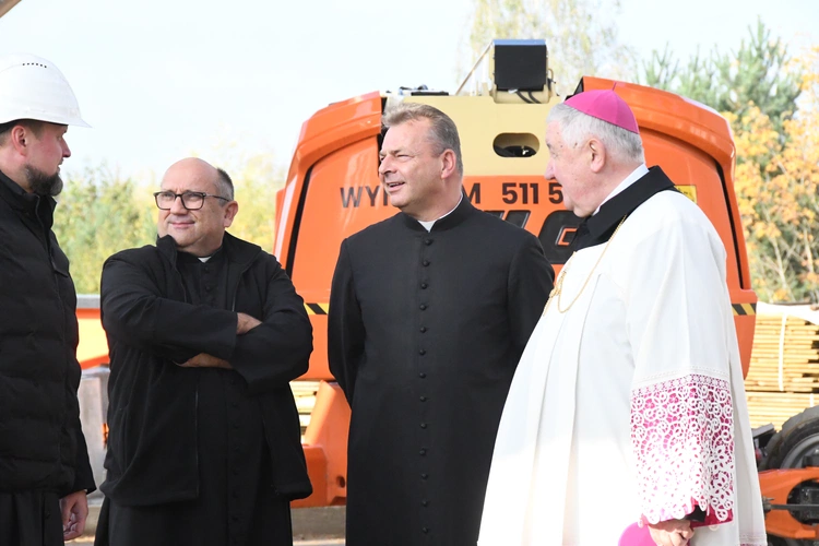 Wmurowanie kamienia węgielnego w sanktuarium bł. S. Wyszyńskiego