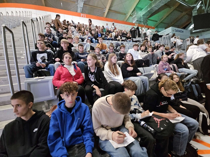 Powstań i żyj. 10 października