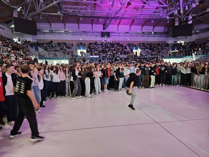Powstań i żyj. 10 października