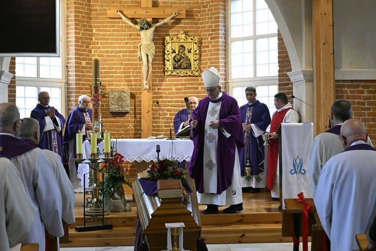 Pożegnanie śp. ks. Czesława Nowaka