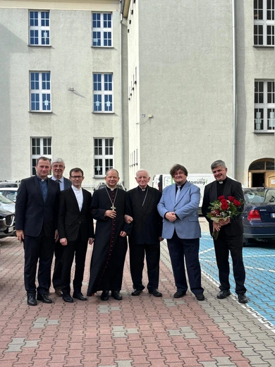Powstańcy wspominali kardynała i modlili się o pokój