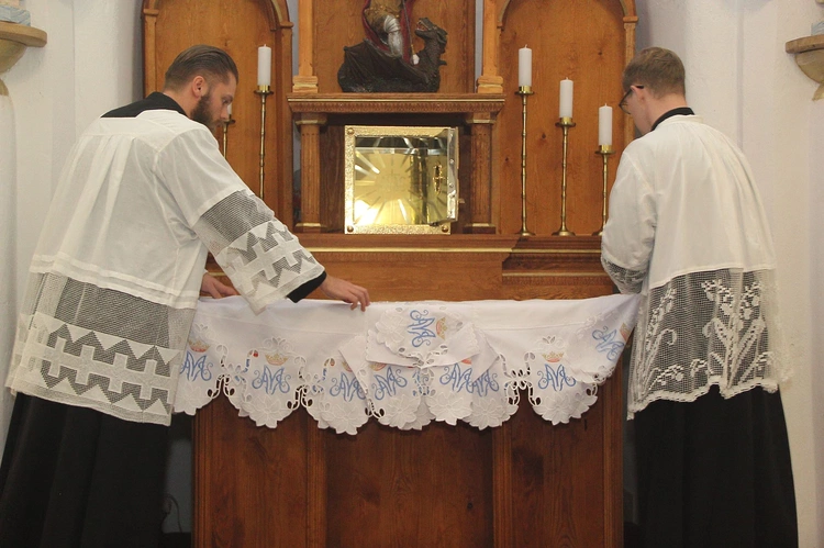 Konsekracja ołtarza w kościele św. Jerzego w Słupsku - cz. 2