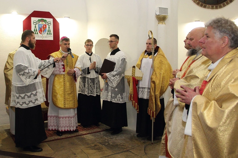 Konsekracja ołtarza w kościele św. Jerzego w Słupsku - cz. 2
