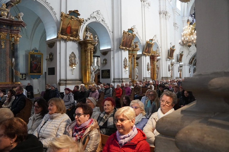 Pielgrzymka kobiet do grobu św. Jadwigi Śląskiej