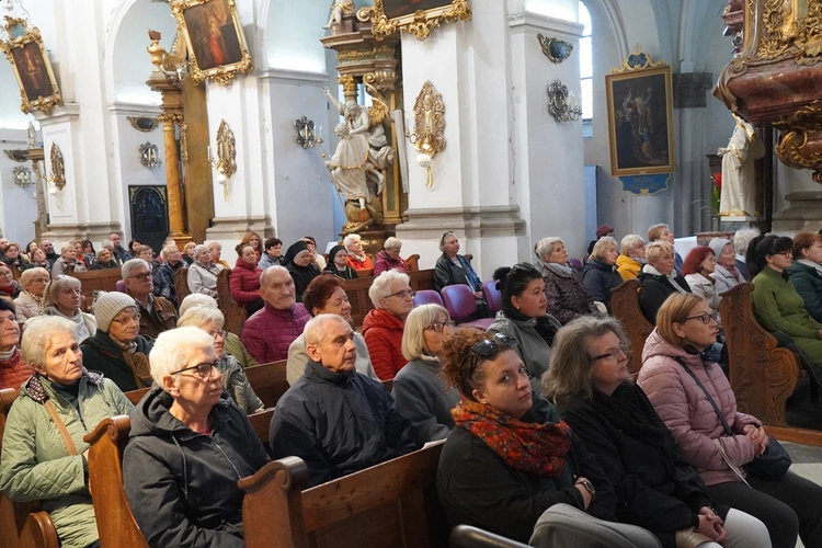 Pielgrzymka kobiet do grobu św. Jadwigi Śląskiej