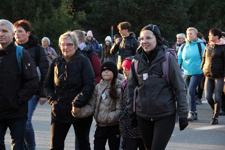 Piesza Pielgrzymka do Trzebnicy - cz. 1