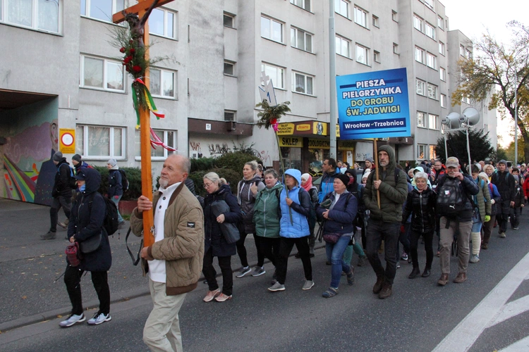 Piesza Pielgrzymka do Trzebnicy - cz. 1