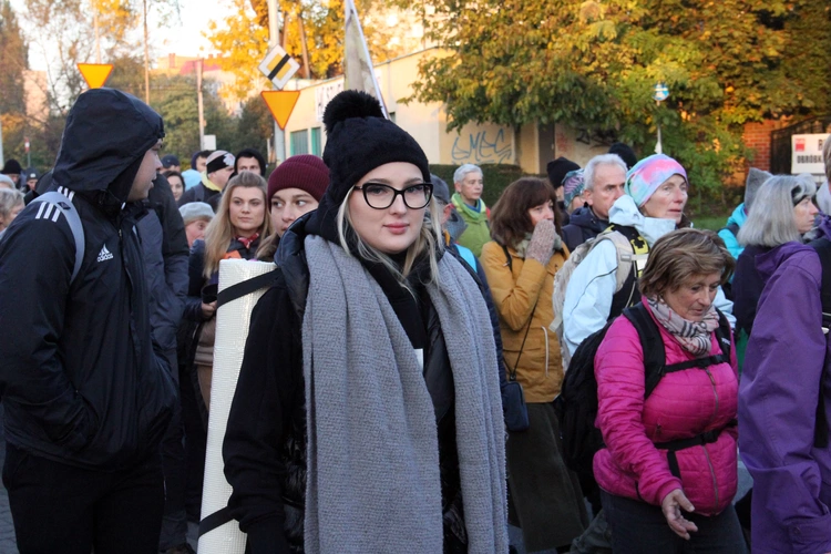 Piesza Pielgrzymka do Trzebnicy - cz. 1