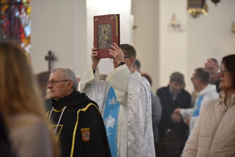 Pielgrzymka nauczycieli do Okulic