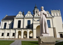 Pielgrzymka nauczycieli do Okulic