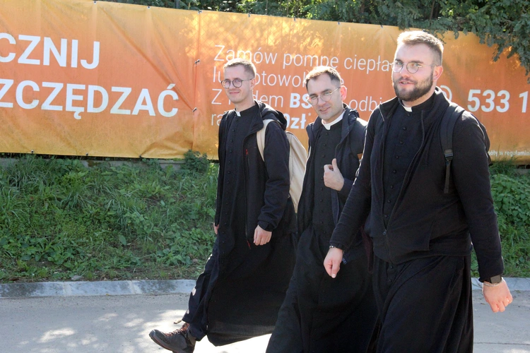 Piesza Pielgrzymka do Trzebnicy - cz. 1