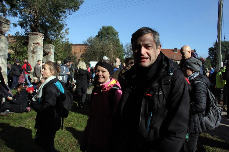 Piesza Pielgrzymka do Trzebnicy - cz. 1