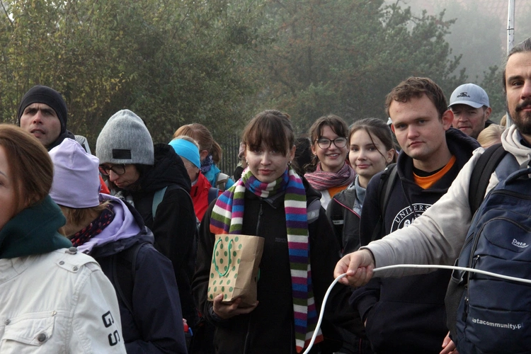 Piesza Pielgrzymka do Trzebnicy - cz. 1