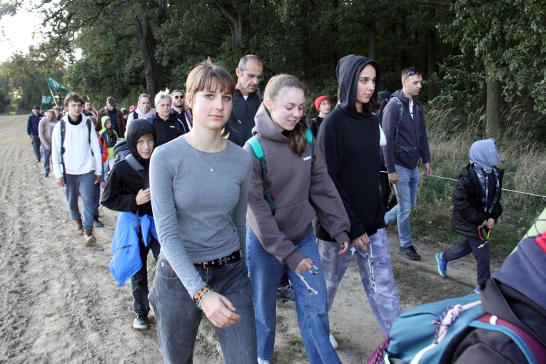 Piesza Pielgrzymka do Trzebnicy - cz. 2