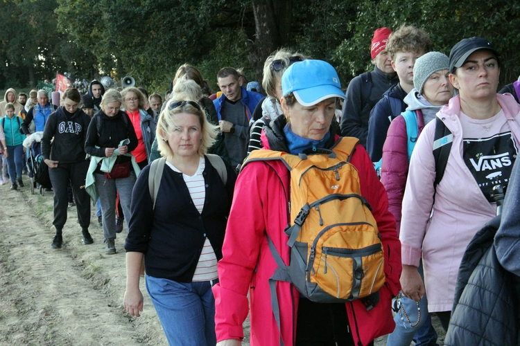 Piesza Pielgrzymka do Trzebnicy - cz. 2