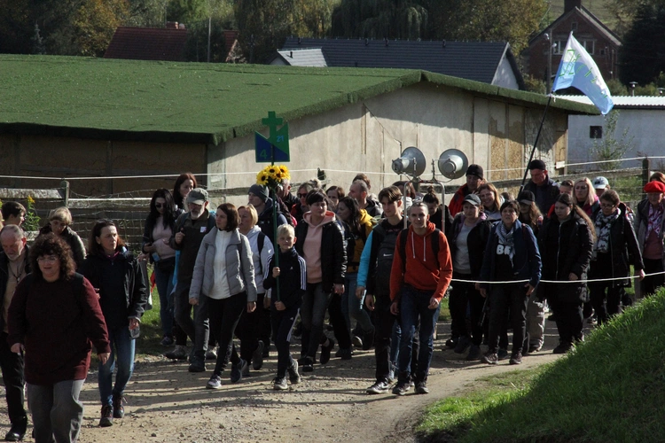 Piesza Pielgrzymka do Trzebnicy - cz. 2