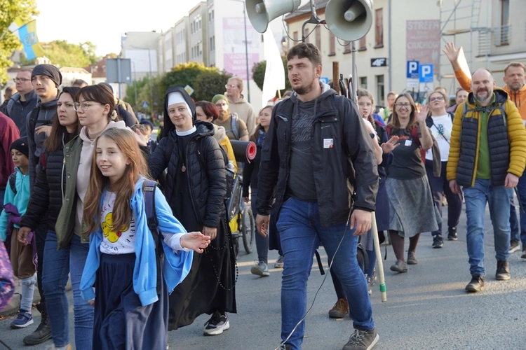 Piesza Pielgrzymka do Trzebnicy - cz. 3