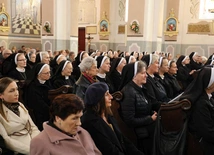 Sto lat posługi