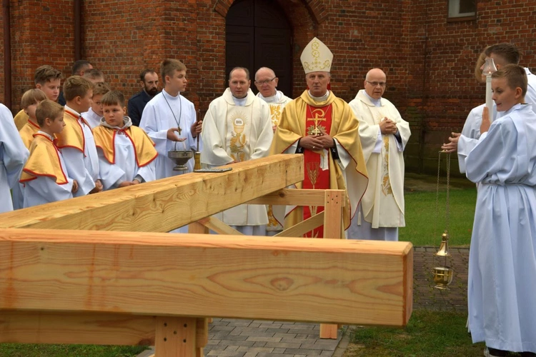 Modlitwa przy krzyżu