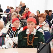 Członkowie KGW i sołtysi u Matki Miłosierdzia