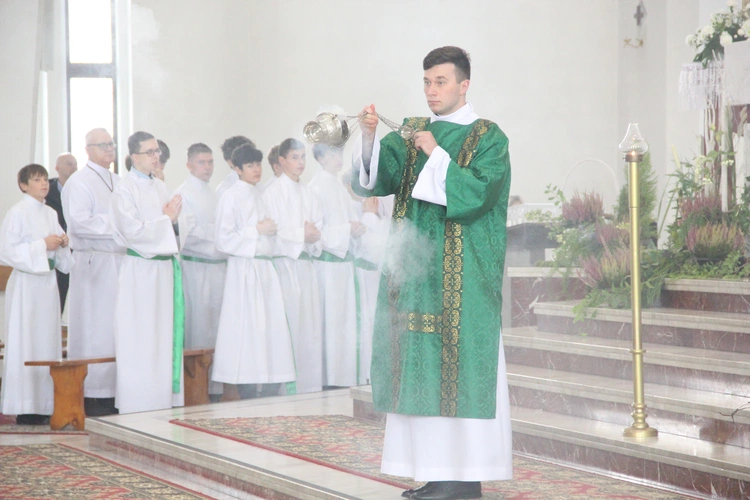 Dębica. Msza św. na rozpoczęcie Marszu dla Życia i Rodziny
