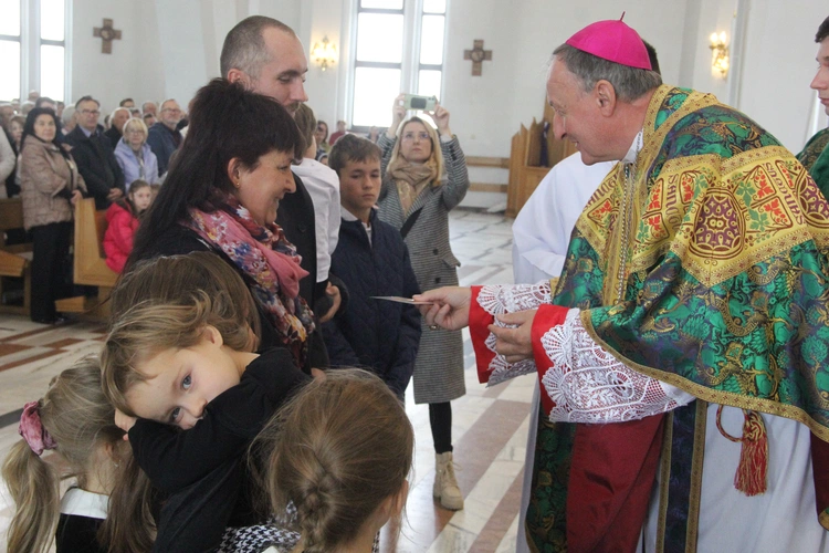 Dębica. Msza św. na rozpoczęcie Marszu dla Życia i Rodziny