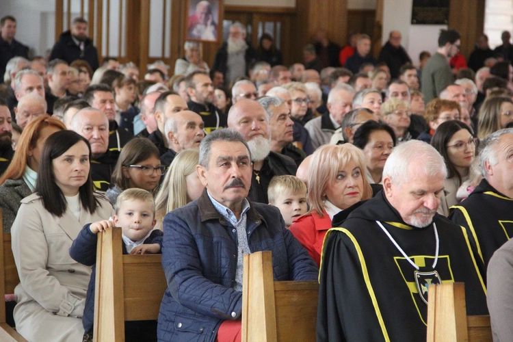 Dębica. Msza św. na rozpoczęcie Marszu dla Życia i Rodziny