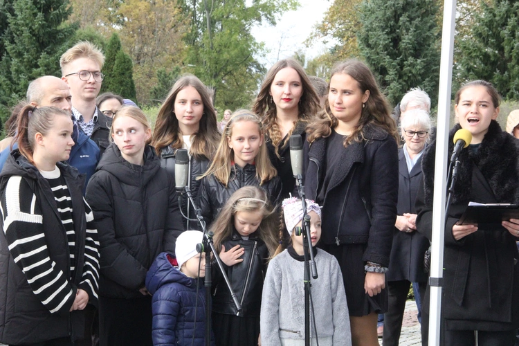 Dębica. Diecezjalny Marsz dla Życia i Rodziny 2024