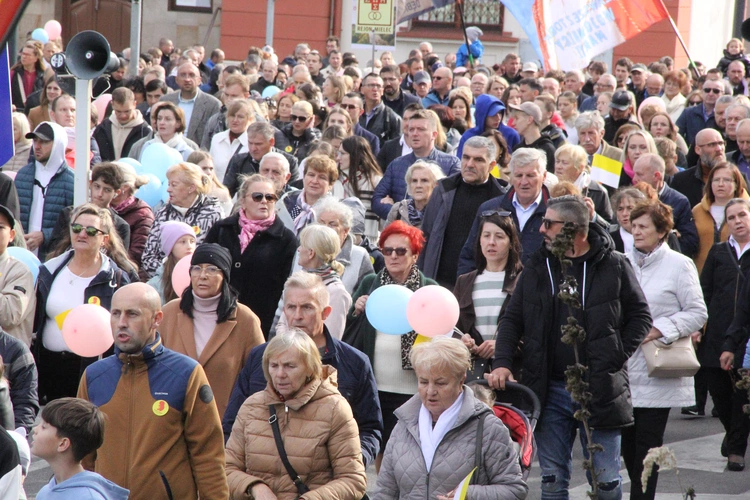 Dębica. Diecezjalny Marsz dla Życia i Rodziny 2024