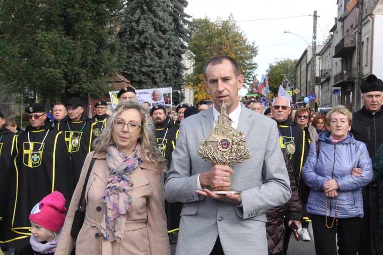 Dębica. Diecezjalny Marsz dla Życia i Rodziny 2024