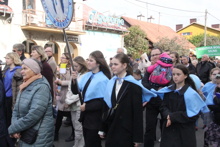 Dębica. Diecezjalny Marsz dla Życia i Rodziny 2024