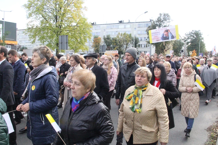 Dębica. Diecezjalny Marsz dla Życia i Rodziny 2024